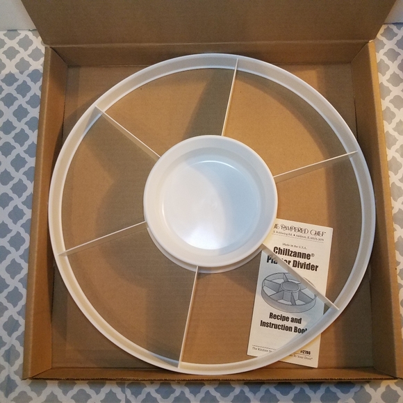 The Pampered Chef Dining Pampered Chef Chillzanne Platter Divider